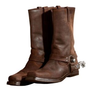 How to Stretch Leather Boots