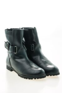 how to shrink Leather Boots