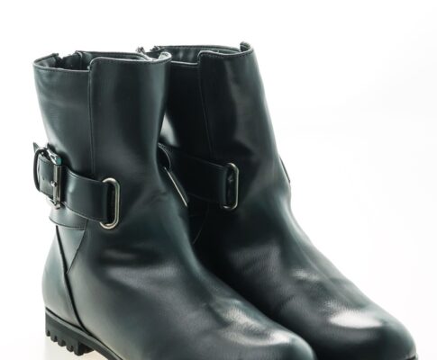 how to shrink Leather Boots