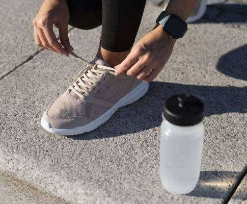 How to Clean Smelly Shoes