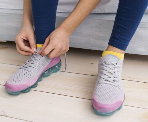 How to Widen Shoes