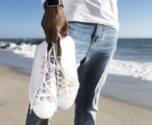How to Clean Canvas Shoes