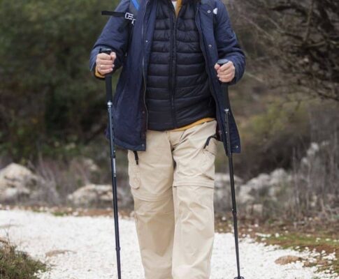 Best Walking Shoes for Older Men